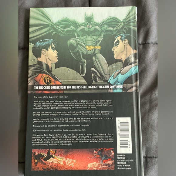 BUY 3 FOR $25 - DC Injustice Graphic Novel - Picture 2 of 2